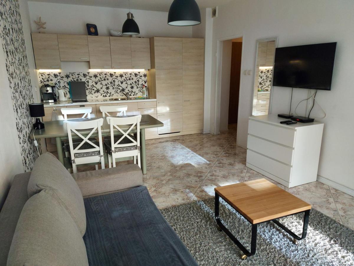 Apartament Portowy Z Garazem, Ul Towarowa Kolobrzeg Ngoại thất bức ảnh