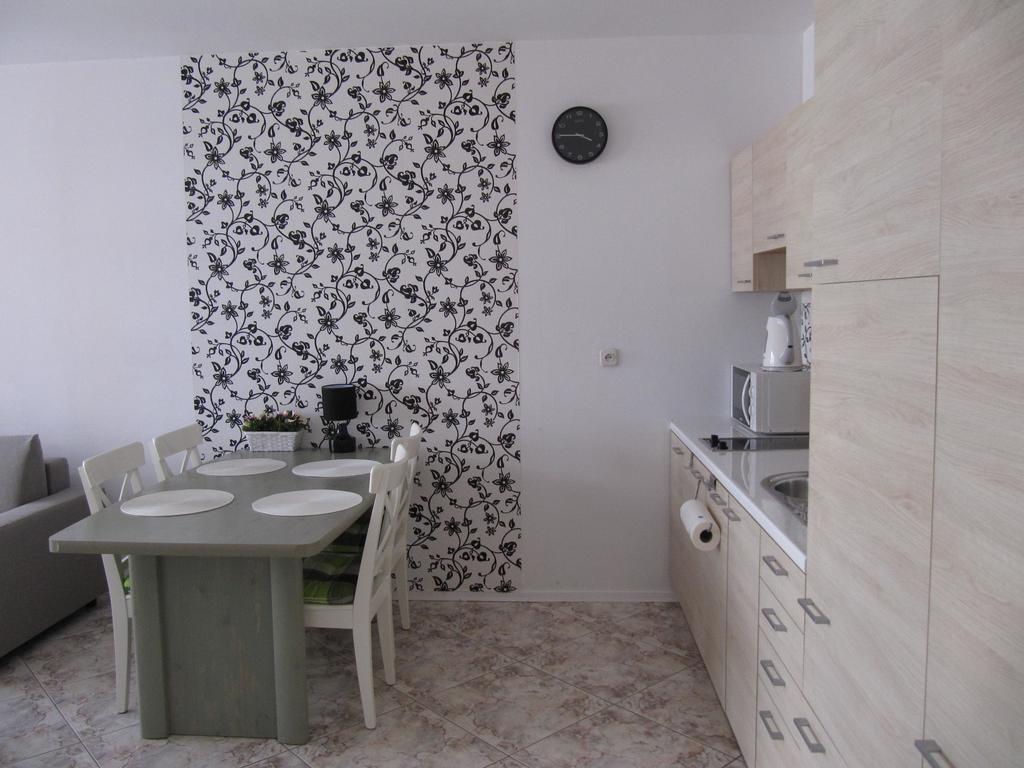 Apartament Portowy Z Garazem, Ul Towarowa Kolobrzeg Ngoại thất bức ảnh