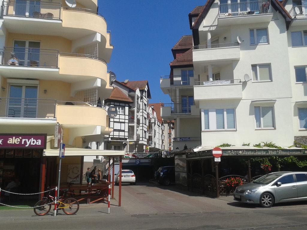 Apartament Portowy Z Garazem, Ul Towarowa Kolobrzeg Ngoại thất bức ảnh
