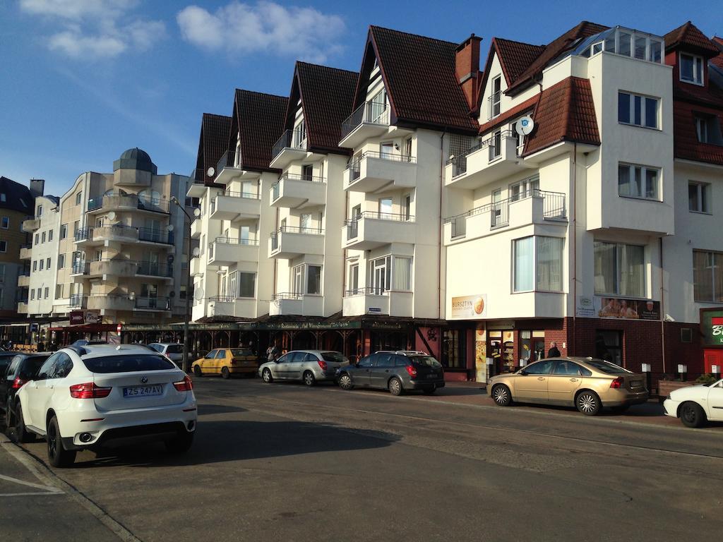 Apartament Portowy Z Garazem, Ul Towarowa Kolobrzeg Phòng bức ảnh